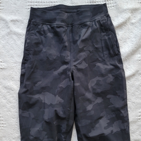 Lululemon Adapted State High-Rise Jogger *28" - Picture 4 of 12